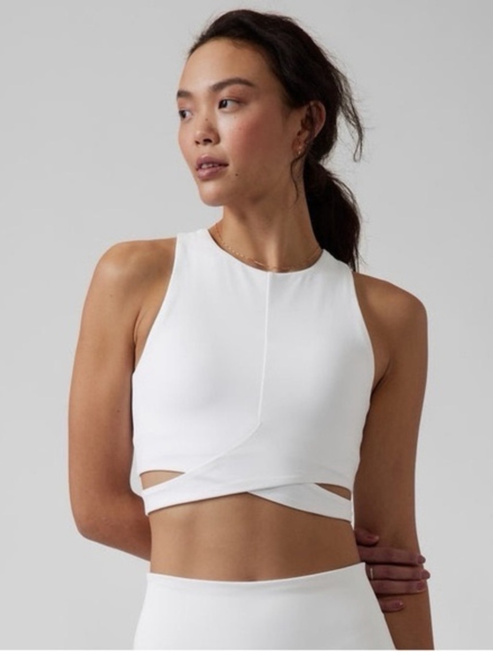 Athleta Conscious Crop Cutout Bra Top Medium Gym Running Athleisure